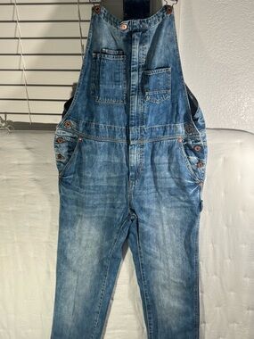 H&M Light Blue Denim Skinny Overalls